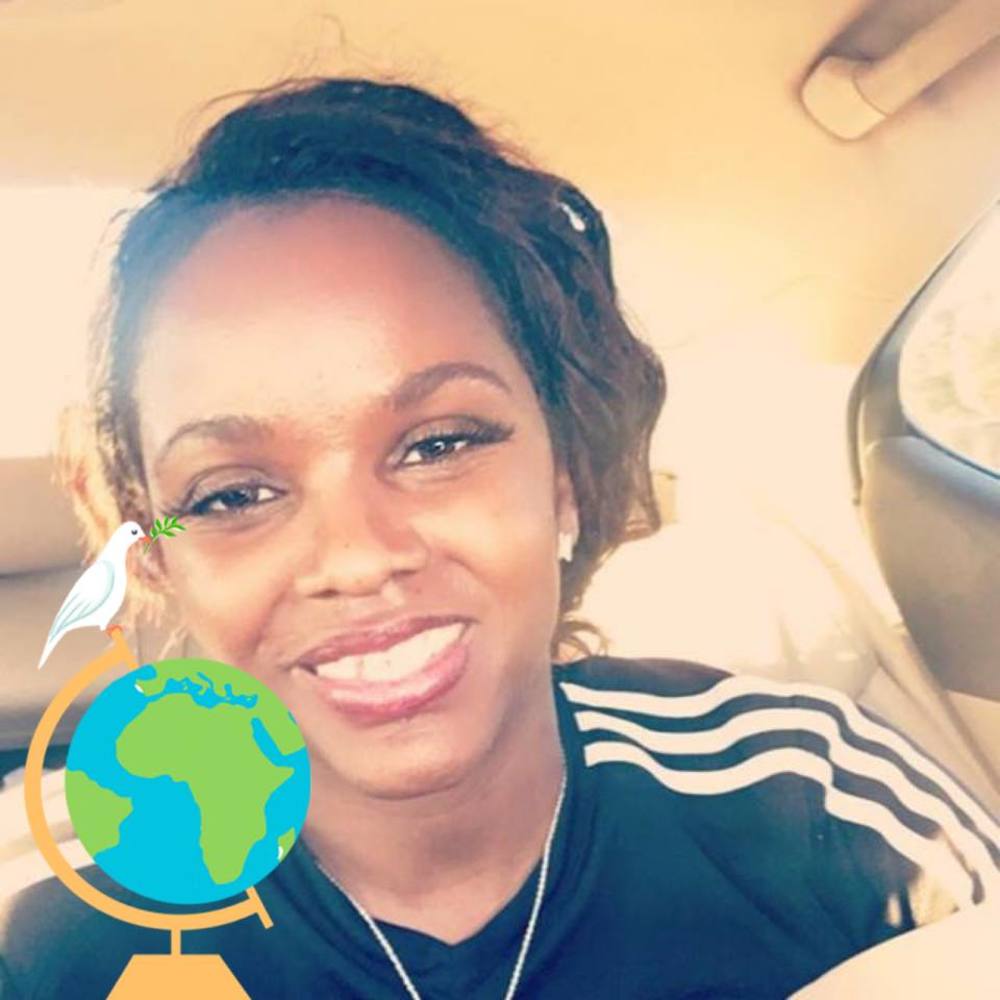 Meet your Posher, Monique